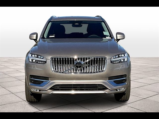 2024 Volvo XC90 Plus Bright Theme