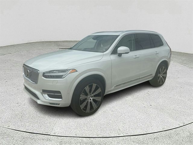 2024 Volvo XC90 Plus Bright Theme