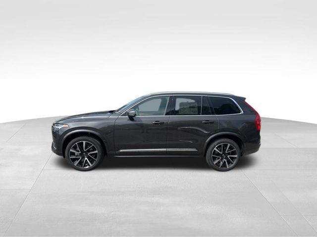 2024 Volvo XC90 Plus Bright Theme