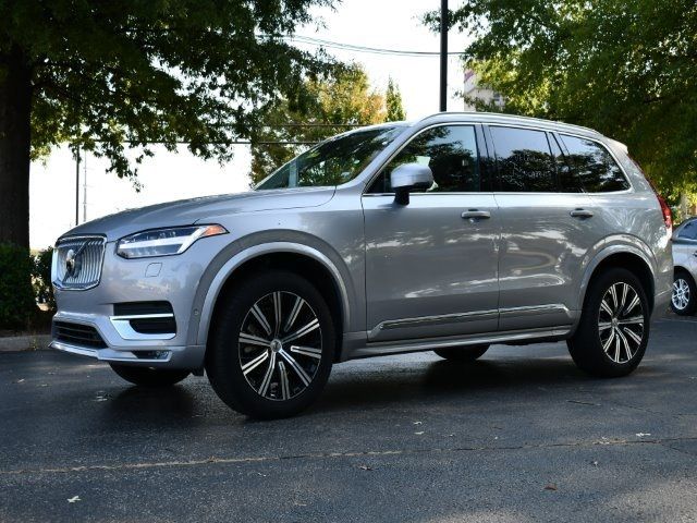 2024 Volvo XC90 Plus Bright Theme