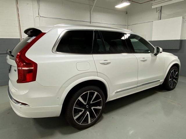 2024 Volvo XC90 Plus Bright Theme