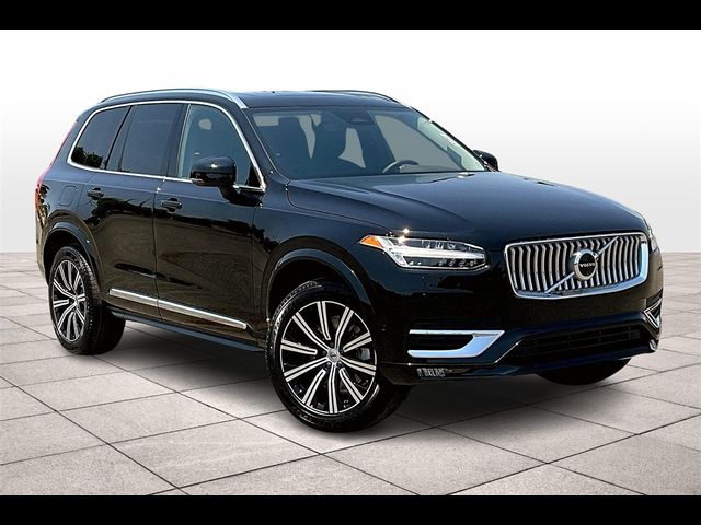 2024 Volvo XC90 Plus Bright Theme