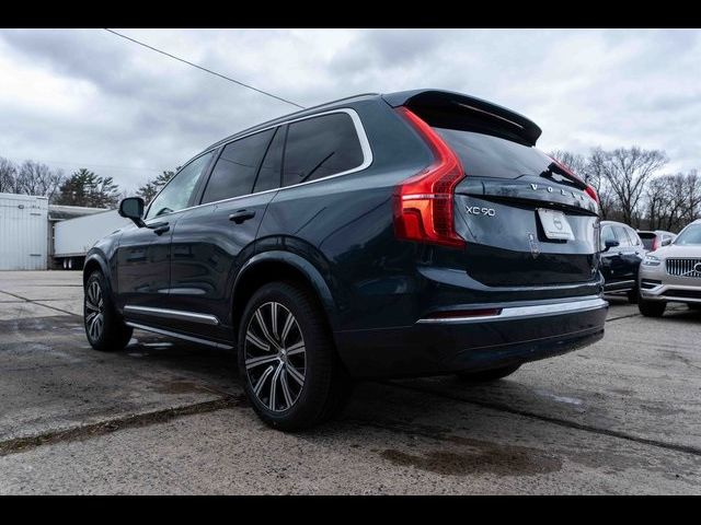 2024 Volvo XC90 Plus Bright Theme