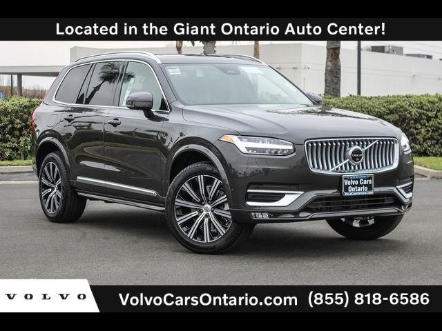 2024 Volvo XC90 Plus Bright Theme