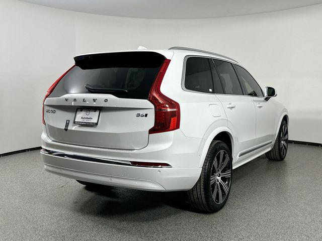 2024 Volvo XC90 Plus Bright Theme