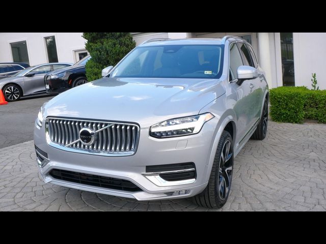 2024 Volvo XC90 Plus Bright Theme