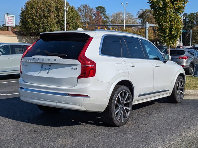 2024 Volvo XC90 Plus Bright Theme