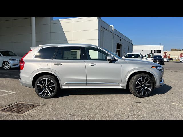 2024 Volvo XC90 Plus Bright Theme