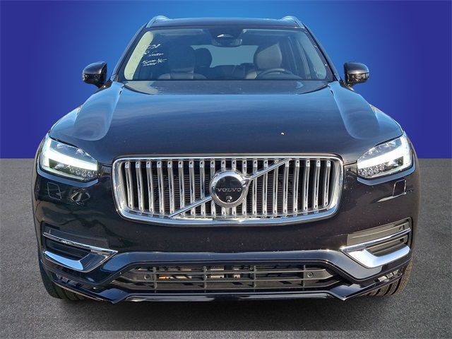 2024 Volvo XC90 Plus Bright Theme