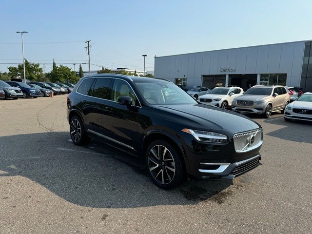 2024 Volvo XC90 Plus Bright Theme