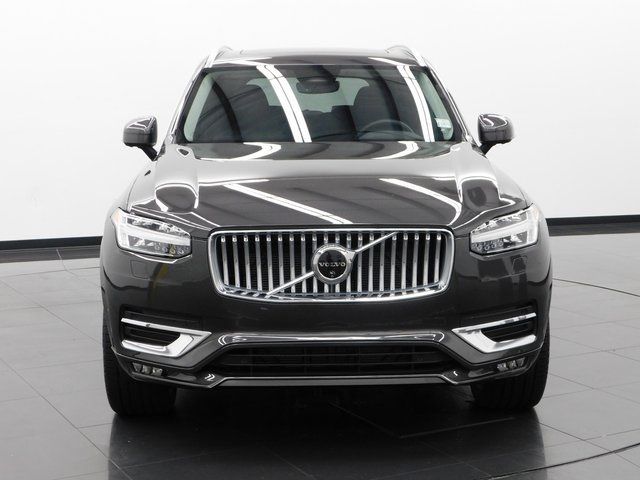 2024 Volvo XC90 Plus Bright Theme