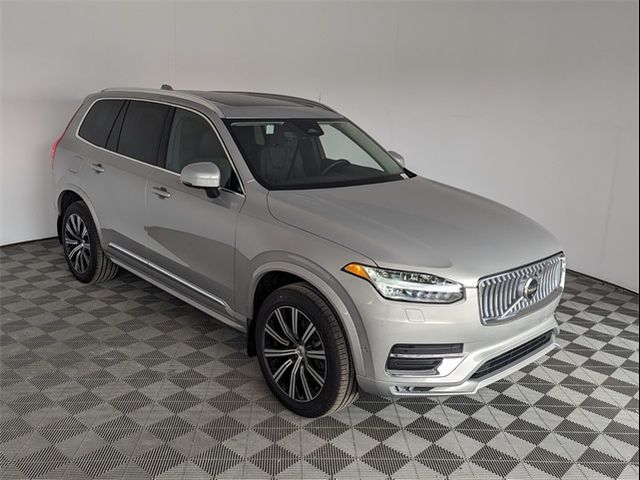 2024 Volvo XC90 Plus Bright Theme