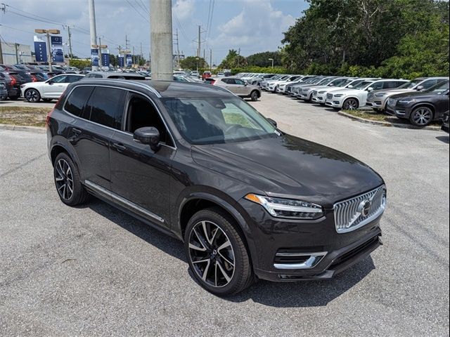 2024 Volvo XC90 Plus Bright Theme