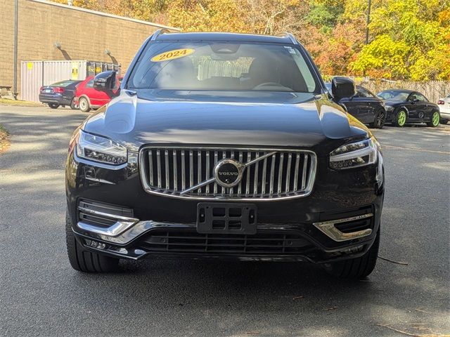 2024 Volvo XC90 Plus Bright Theme