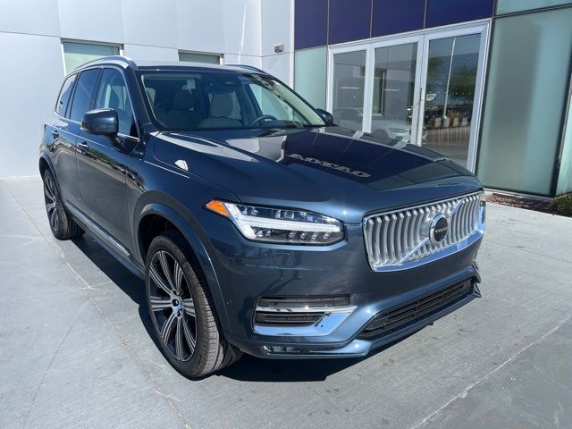 2024 Volvo XC90 Plus Bright Theme