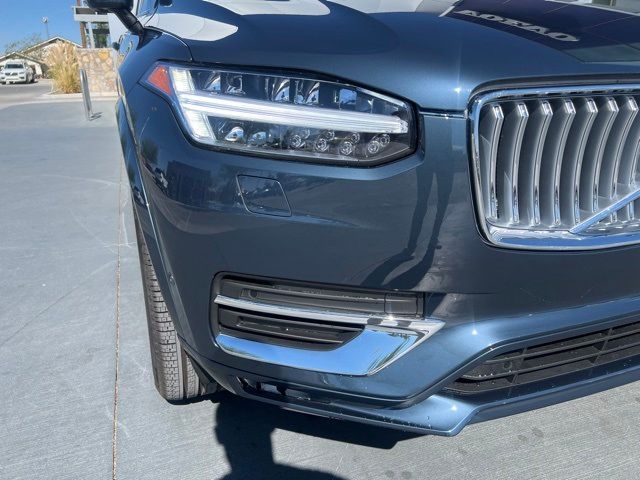 2024 Volvo XC90 Plus Bright Theme