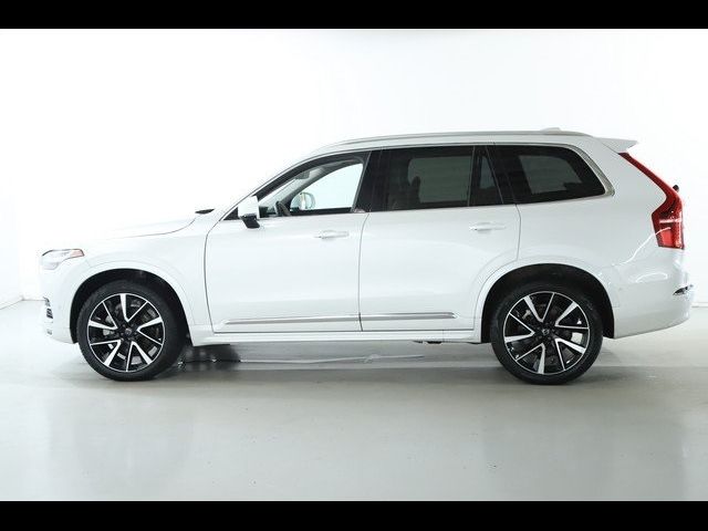 2024 Volvo XC90 Plus Bright Theme