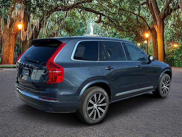 2024 Volvo XC90 Plus Bright Theme