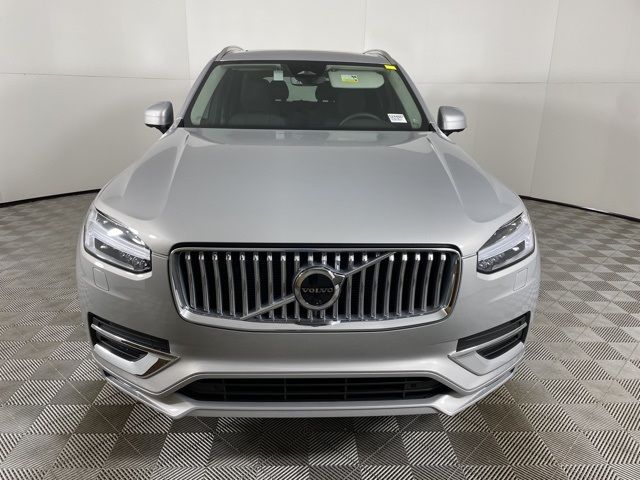 2024 Volvo XC90 Plus Bright Theme