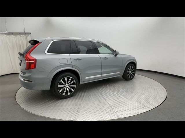 2024 Volvo XC90 Plus Bright Theme