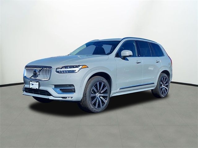 2024 Volvo XC90 Plus Bright Theme