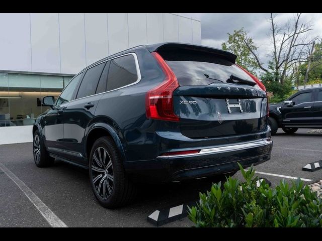 2024 Volvo XC90 Plus Bright Theme