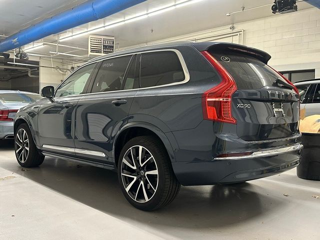 2024 Volvo XC90 Plus Bright Theme