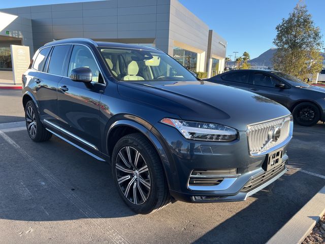 2024 Volvo XC90 Plus Bright Theme