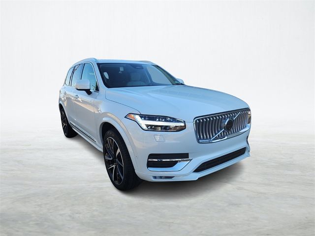 2024 Volvo XC90 Plus Bright Theme