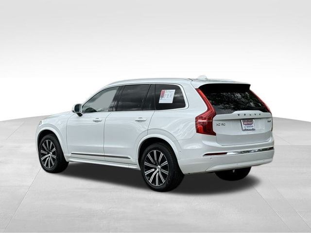 2024 Volvo XC90 Plus Bright Theme