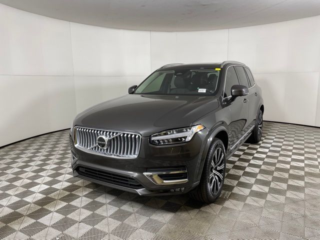 2024 Volvo XC90 Plus Bright Theme