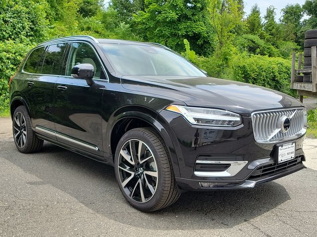 2024 Volvo XC90 Plus Bright Theme