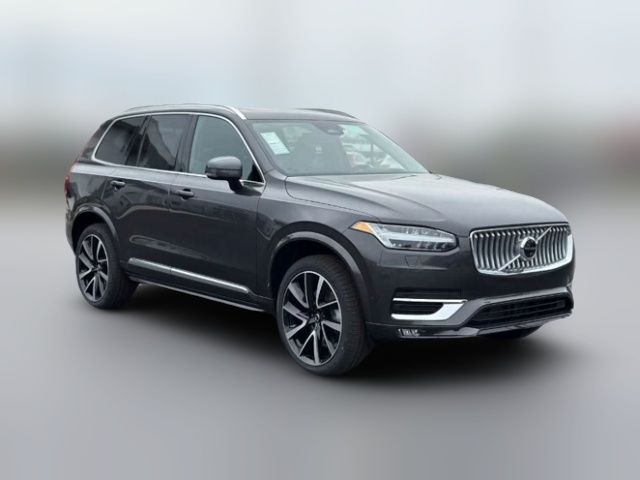 2024 Volvo XC90 Plus Bright Theme