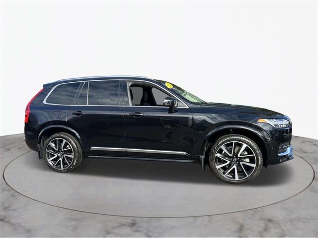 2024 Volvo XC90 Plus Bright Theme