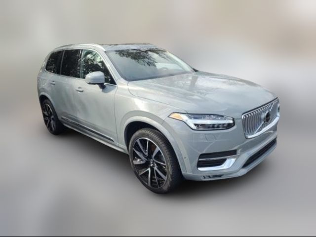 2024 Volvo XC90 Plus Bright Theme