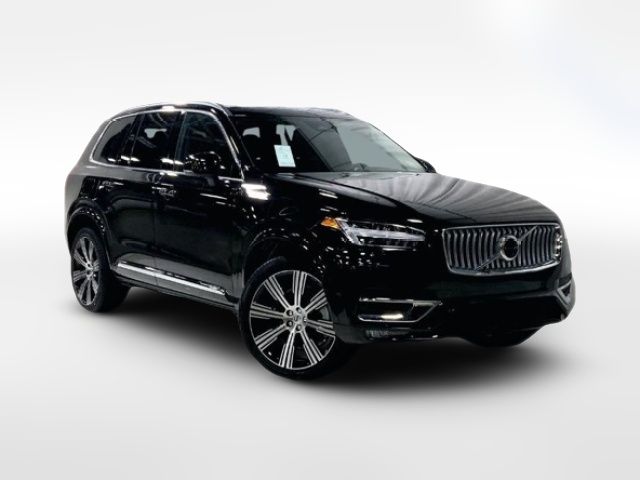 2024 Volvo XC90 Plus Bright Theme