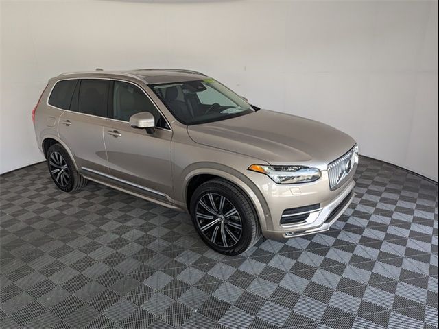 2024 Volvo XC90 Plus Bright Theme