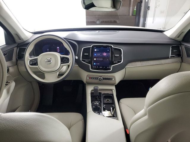 2024 Volvo XC90 Plus Bright Theme