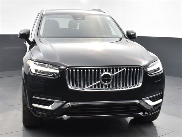 2024 Volvo XC90 Plus Bright Theme