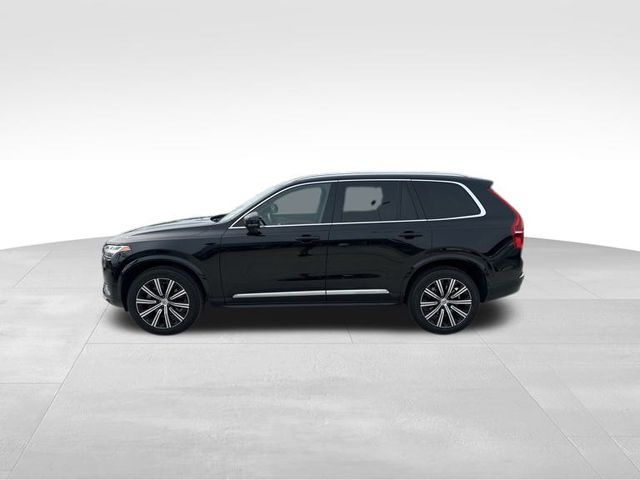 2024 Volvo XC90 Plus Bright Theme