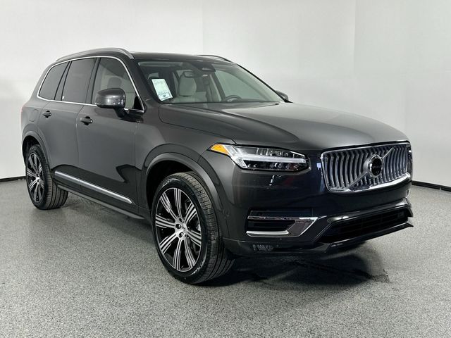 2024 Volvo XC90 Plus Bright Theme