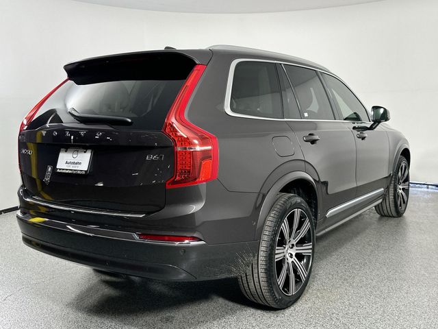 2024 Volvo XC90 Plus Bright Theme