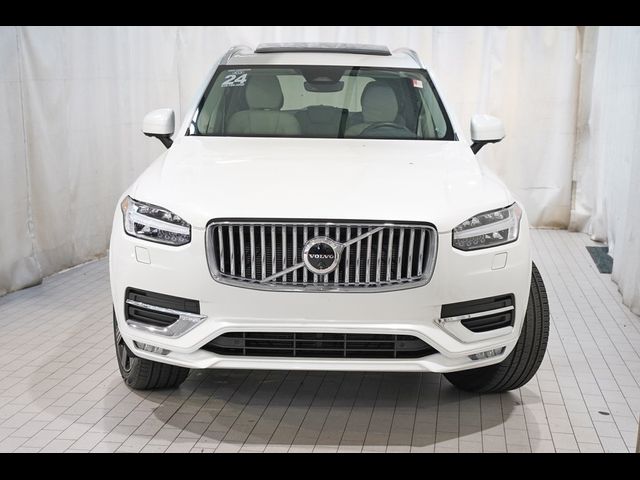 2024 Volvo XC90 Plus Bright Theme