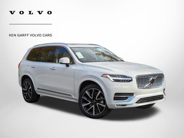 2024 Volvo XC90 Plus Bright Theme