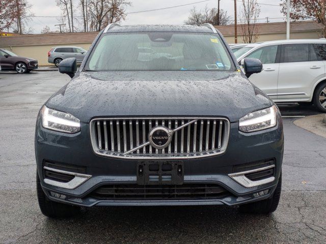 2024 Volvo XC90 Plus Bright Theme