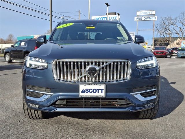 2024 Volvo XC90 Plus Bright Theme