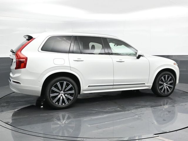 2024 Volvo XC90 Plus Bright Theme