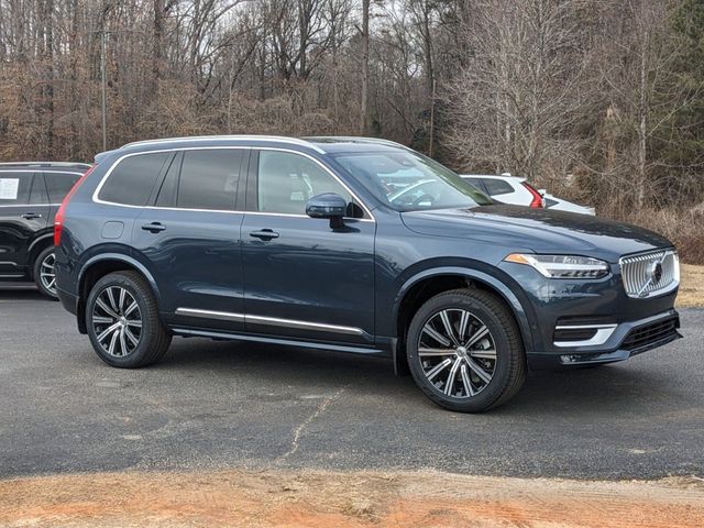 2024 Volvo XC90 Plus Bright Theme