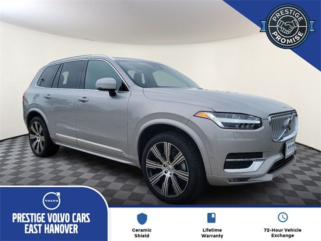 2024 Volvo XC90 Plus Bright Theme