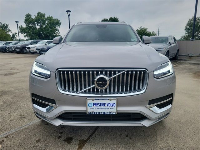 2024 Volvo XC90 Plus Bright Theme